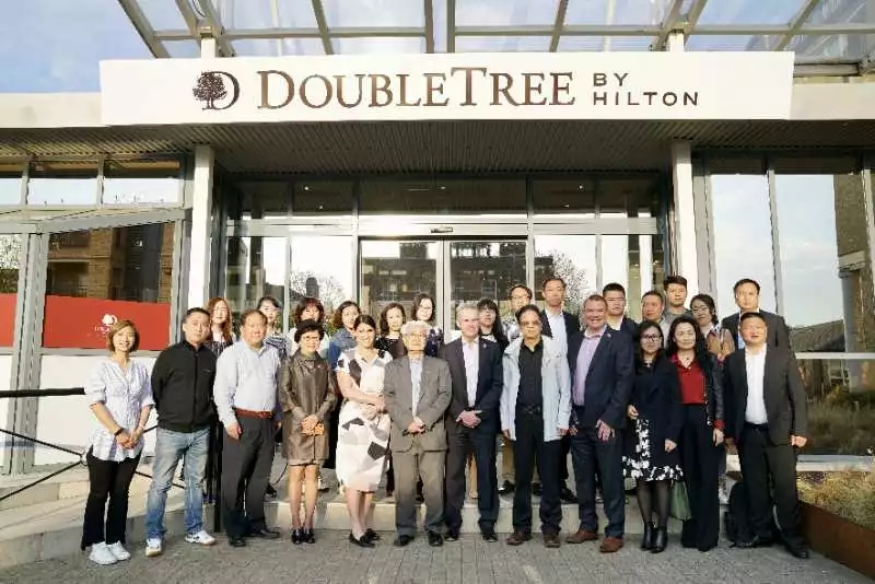  深圳防水代表團拜訪英國屋面工程協(xié)會領(lǐng)導(dǎo)和專家_開來濕克未防水